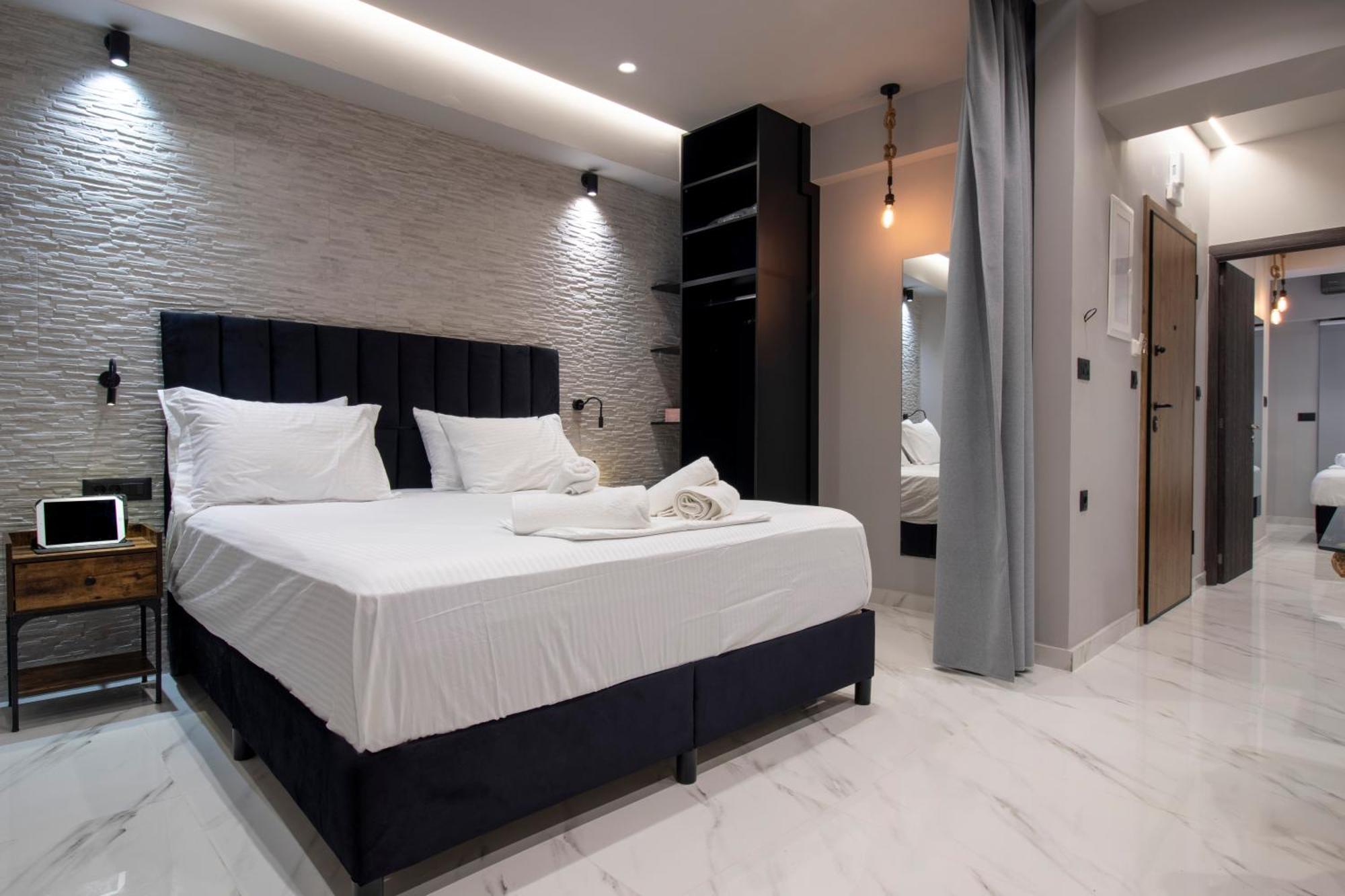 Urban Luxury Apt In Chania Centre Exterior photo